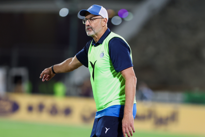 روشن: استقلال نیاز به خانه تکانی دارد/ بوژوویچ در حد این تیم نیست