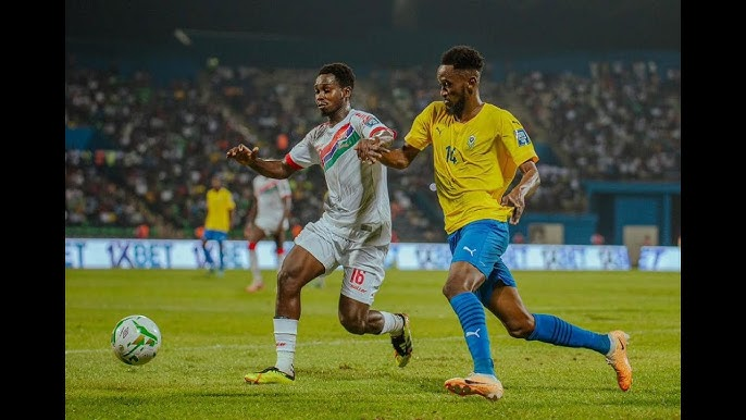 اریک بایناما، فقط ۷ تأثیر در ۷۴ بازی؛ خرید عجیبی که هنوز برای گل‌گهر بازی می‌کند!