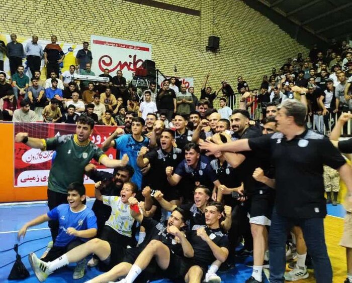 171819201 نیروی زمینی کازرون با شکست مس کرمان، فاتح جام حدفی هندبال شد + فیلم