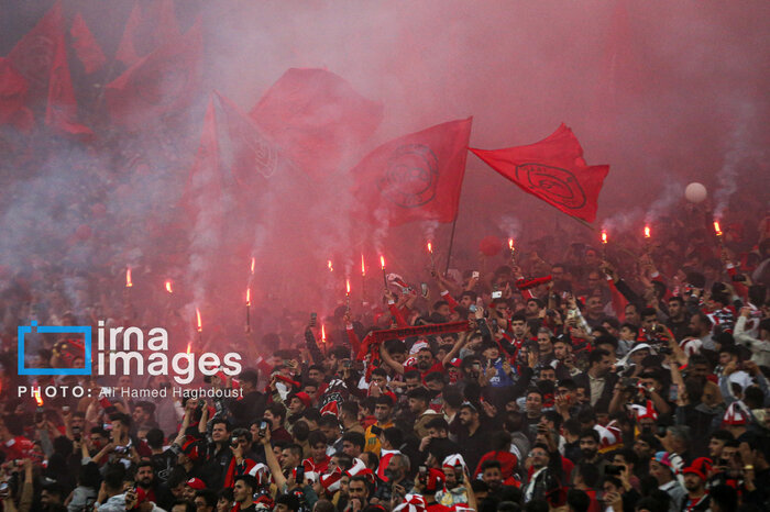 عشق تراکتور از ورزشگاه تا قلب مردم/ پرشورها الگوی توسعه برای فوتبال ایران