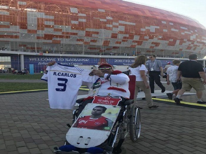 دیدار هوادار ایرلندی پرسپولیس با عموموسی/جانبازی که از کارلوس پیراهن ورزشی گرفت+ فیلم