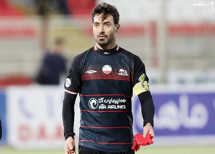 جنجال‌های بیرانوند و خلیل‌زاده علیه قهرمانی تراکتور در روز قهرمانی زودهنگام لیورپول