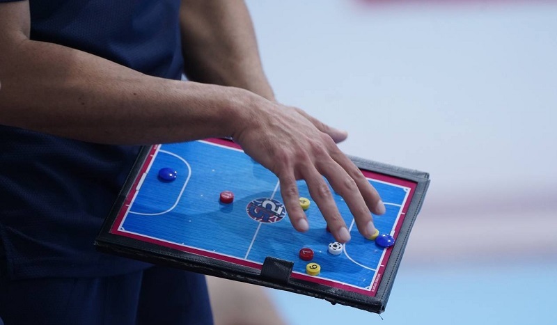 شلیک به قلب فوتسال با انحلال؛ تیم‌هایی که یک‌شبه مردند!