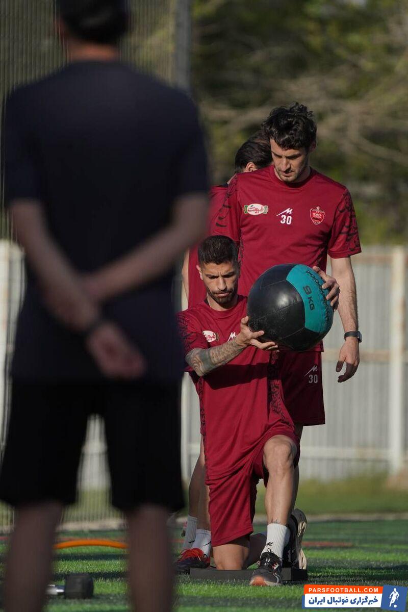 تمرینات پرسپولیس برای دیدار مقابل نساجی از امروز دوباره آغاز شد