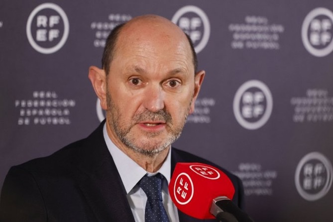 مدینا، رئیس فدراسیون فوتبال اسپانیا