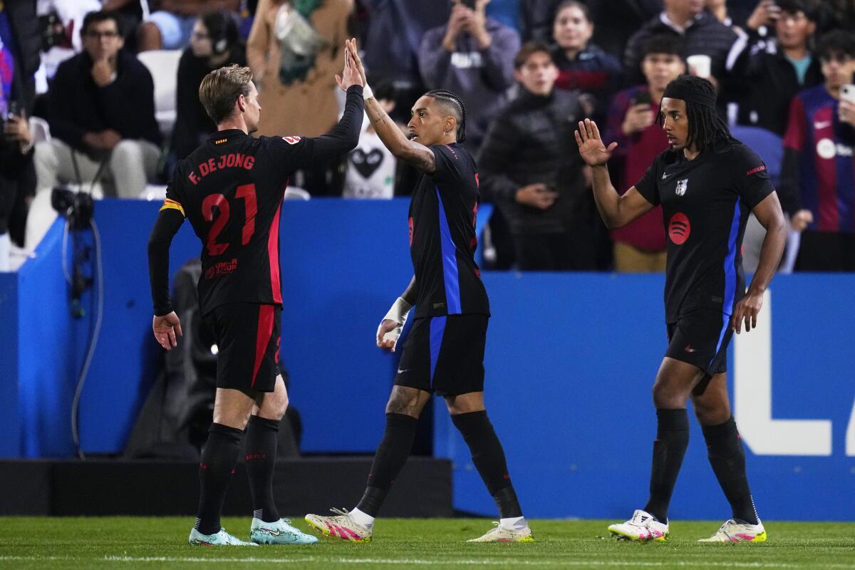 پیروزی یک بر صفر بارسلونا در لگانس/ فلیک: این تیم شایسته افتخار است