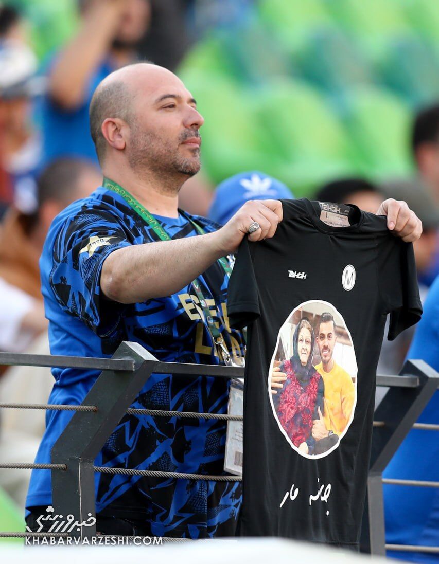 اقدام جالب توجه یک هوادار برای ستاره غمگین استقلال +عکس