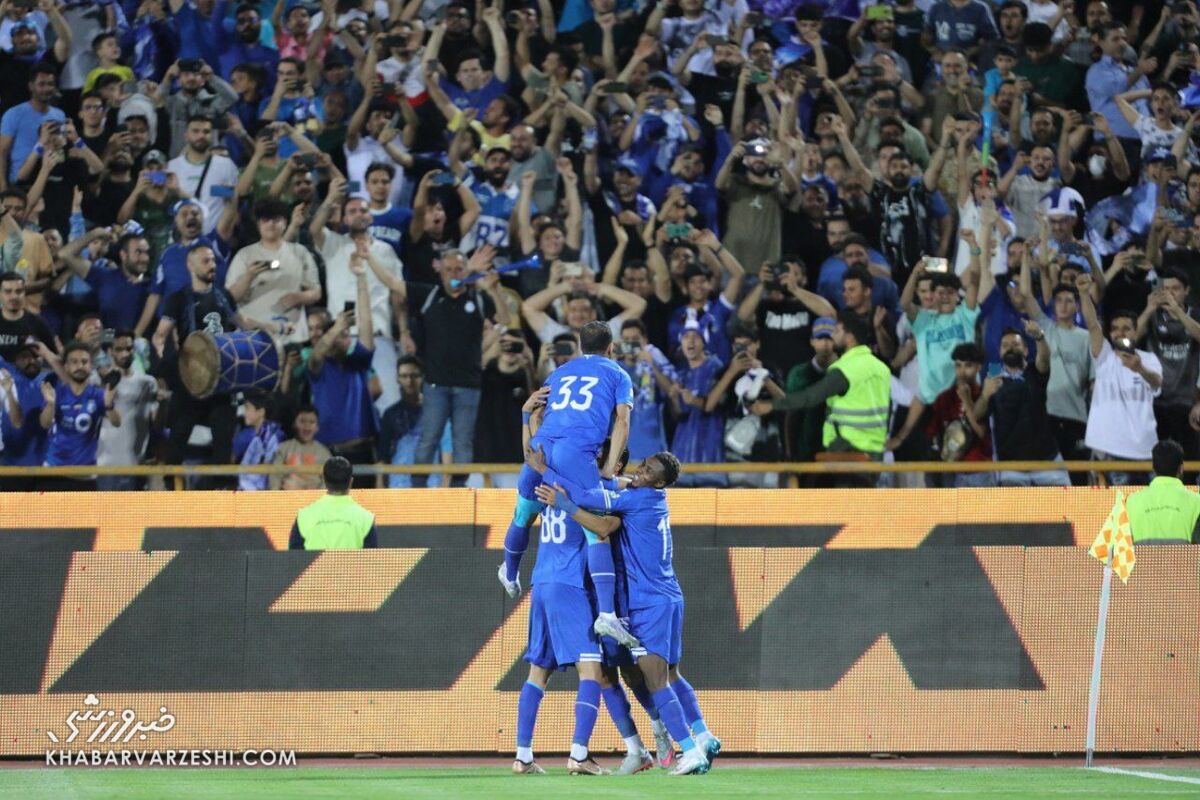 386676 هنوز زود است استقلال را قهرمان بدانیم/ حذف سپاهان هشدار بزرگی برای مجتبی جباری بود/ خوشحالم قهر مردم با استقلال تمام شد