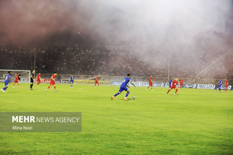 اتهام به فدراسیون فوتبال به خاطر دو بازیکن؛ حمایت شائبه‌دار از تراکتور