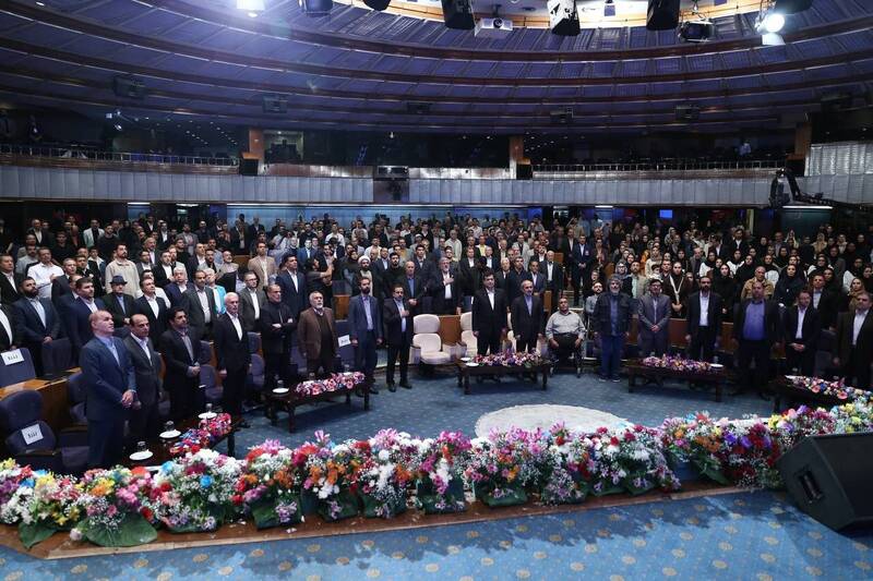 قهرمانان سال ۱۴۰۳ ورزش ایران معرفی شدند؛ انتخاب خبرساز مهدی طارمی به عنوان مرد سال!