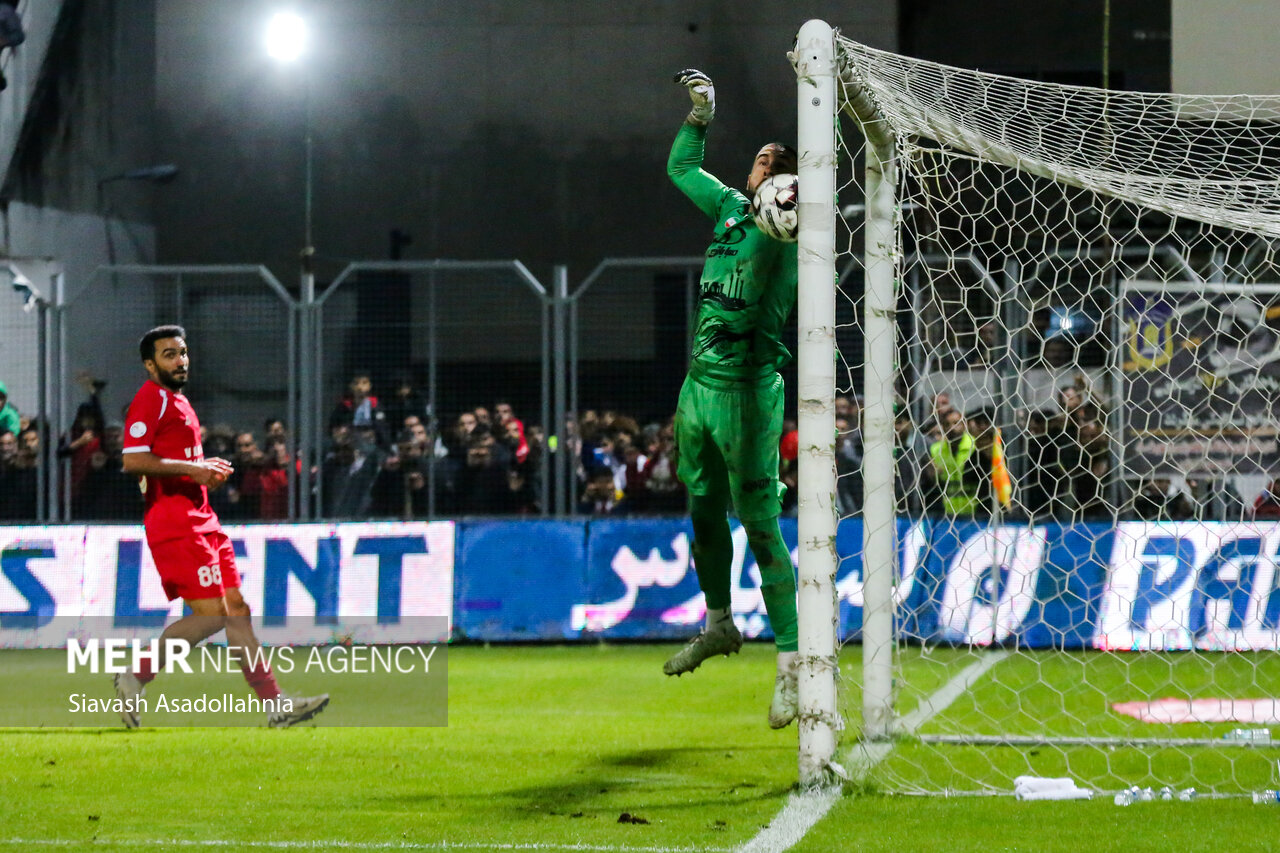 فرصت سوزی تراکتور و نزدیک شدن استقلال به منطقه خطر