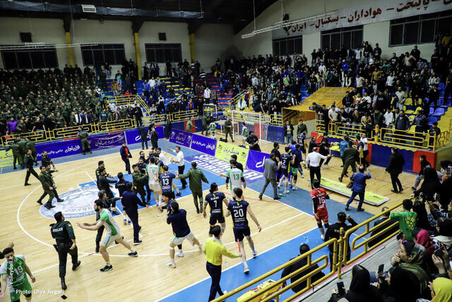 اتفاقات مثبت و منفی لیگ برتر والیبال؛آفتی که ریشه والیبال را می‌سوزاند