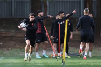 پرسپولیس ؛ ترکیب احتمالی سرخپوشان مقابل سپاهان مشخص شد
