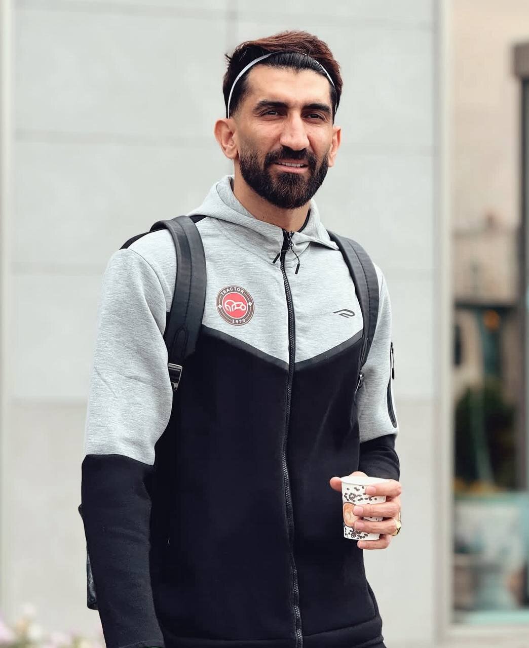 6211435-1 علیرضا بیرانوند با هدبند