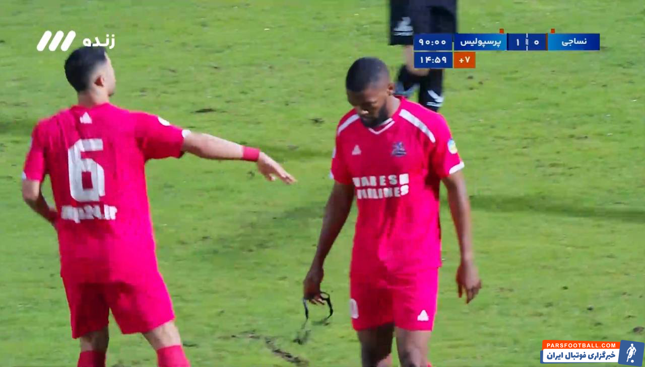 کوین یامگا فرصت گلزنی مقابل پرسپولیس را از دست داد