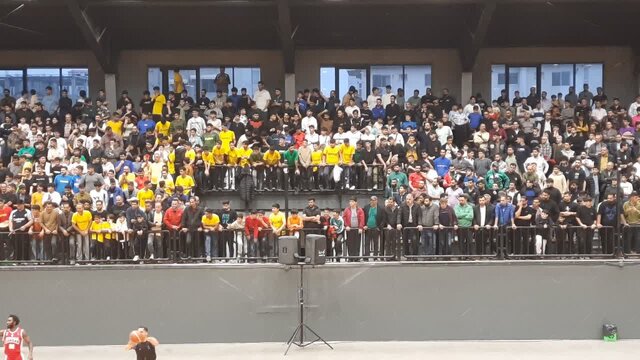 گلایه سرمربی کاله مازندران از وقفه ۴۱ روزه در بازی های لیگ برتربسکتبال!