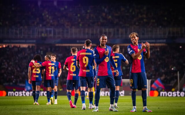 هشدار لوئیس فیگو به بارسلونا