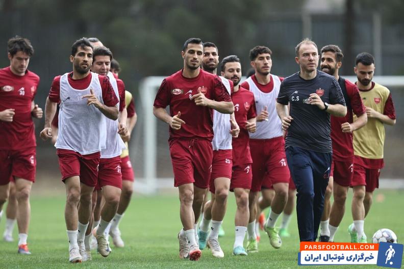 پرسپولیس امروز در شرایط جوی طوفانی به تمرین پرداخت