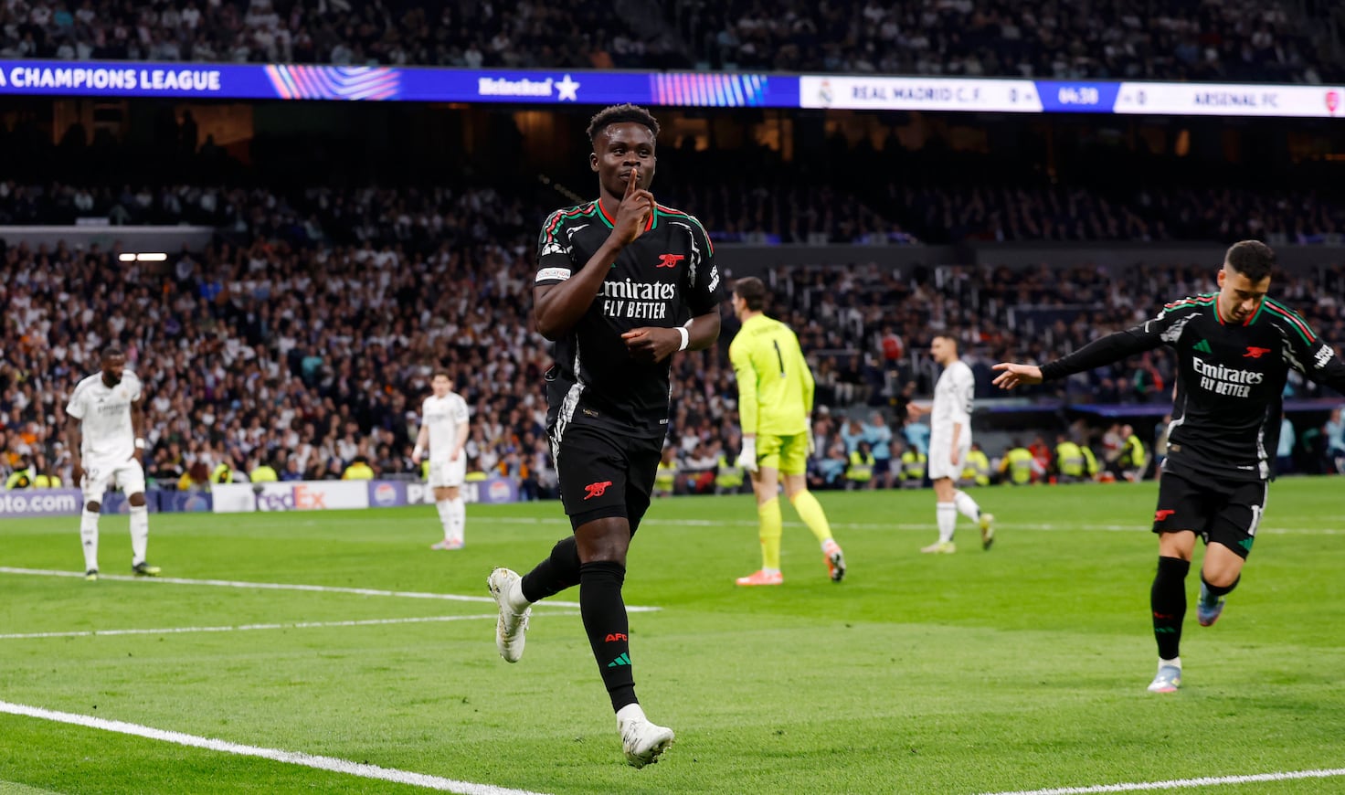 چه تیم هایی در تاریخ فوتبال هرگز به رئال مادرید نباخته اند؟