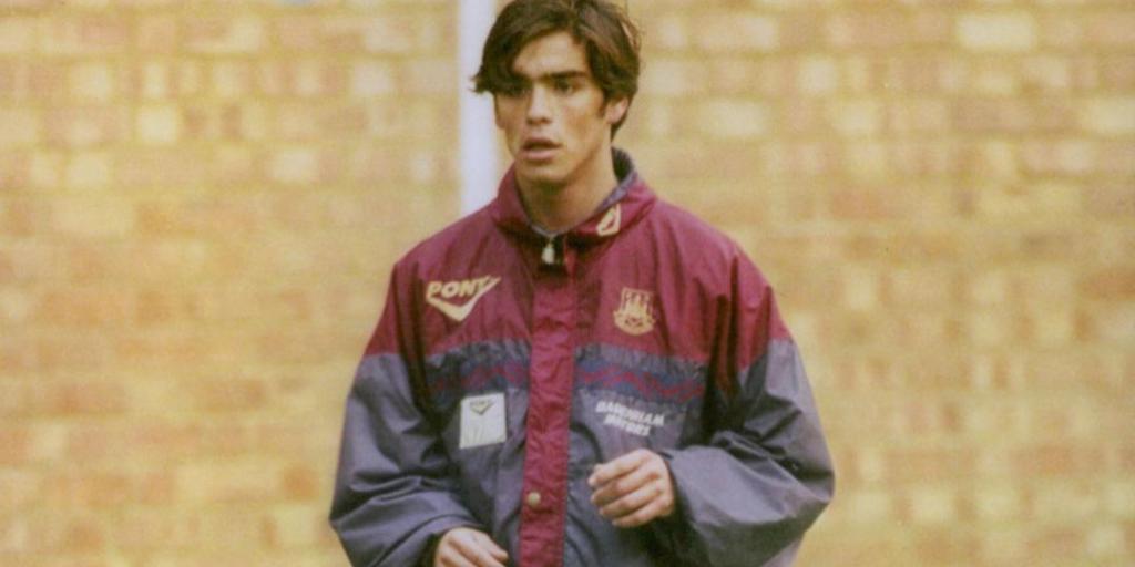 دنی کاروالیو در وست هم