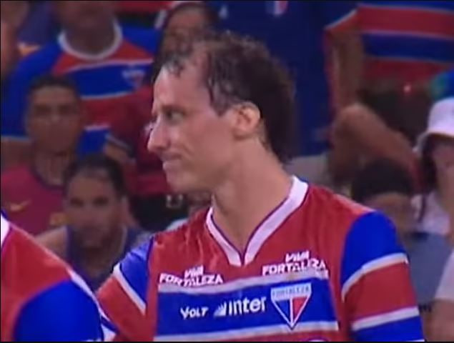 davidluiz_2025-04-21_18-20-13 ظاهر جدید داوید لوئیز در فورتالزا