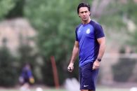 کلیپ تشویق فرهاد مجیدی از سوی هوادارن استقلال در حین دیدار برابر فولاد در ورزشگاه آزادی