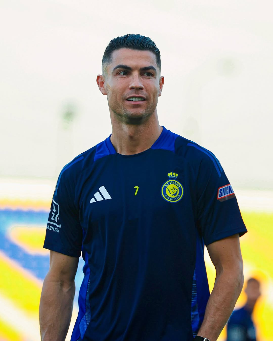 photo_2025-04-17_00-58-05 کریستیانو رونالدو