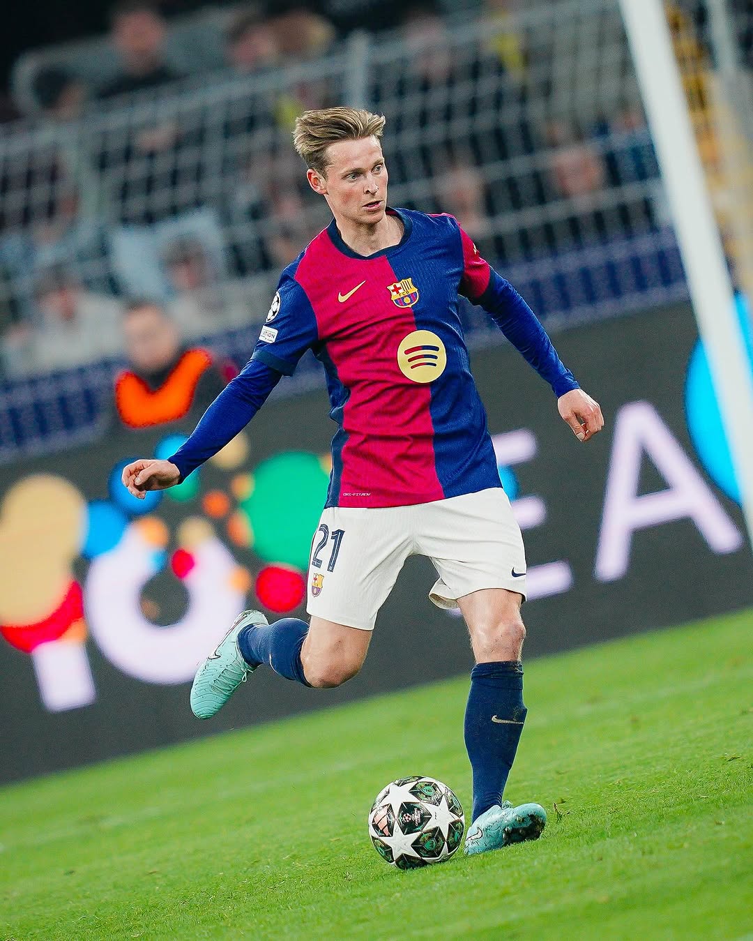 photo_2025-04-17_01-00-16 فرنکی دی یونگ