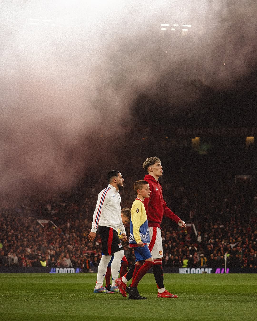 photo_2025-04-19_01-41-50 الخاندرو گارناچو