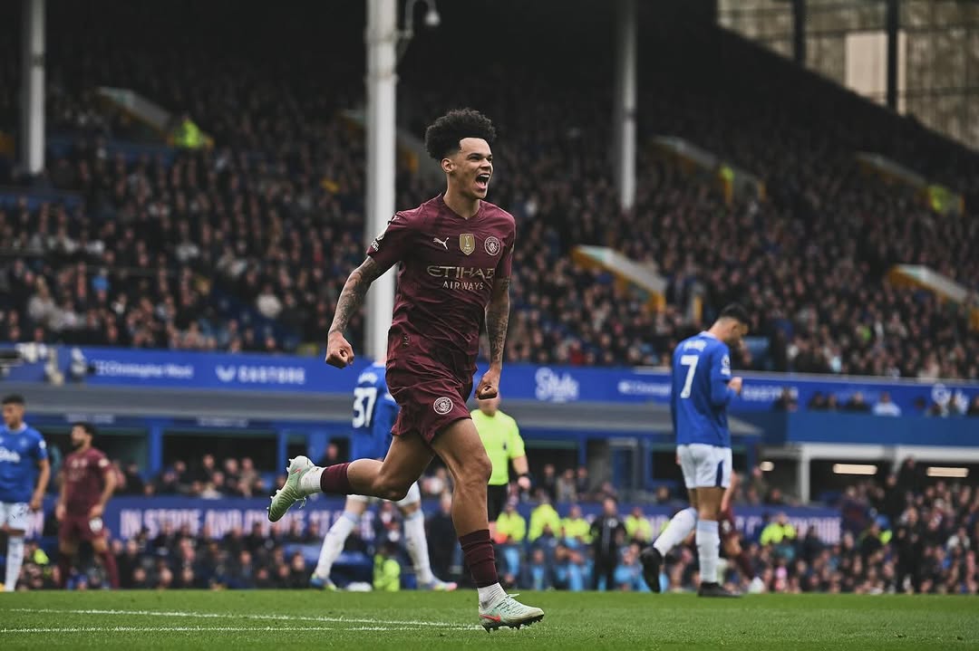 نیکو اوریلی