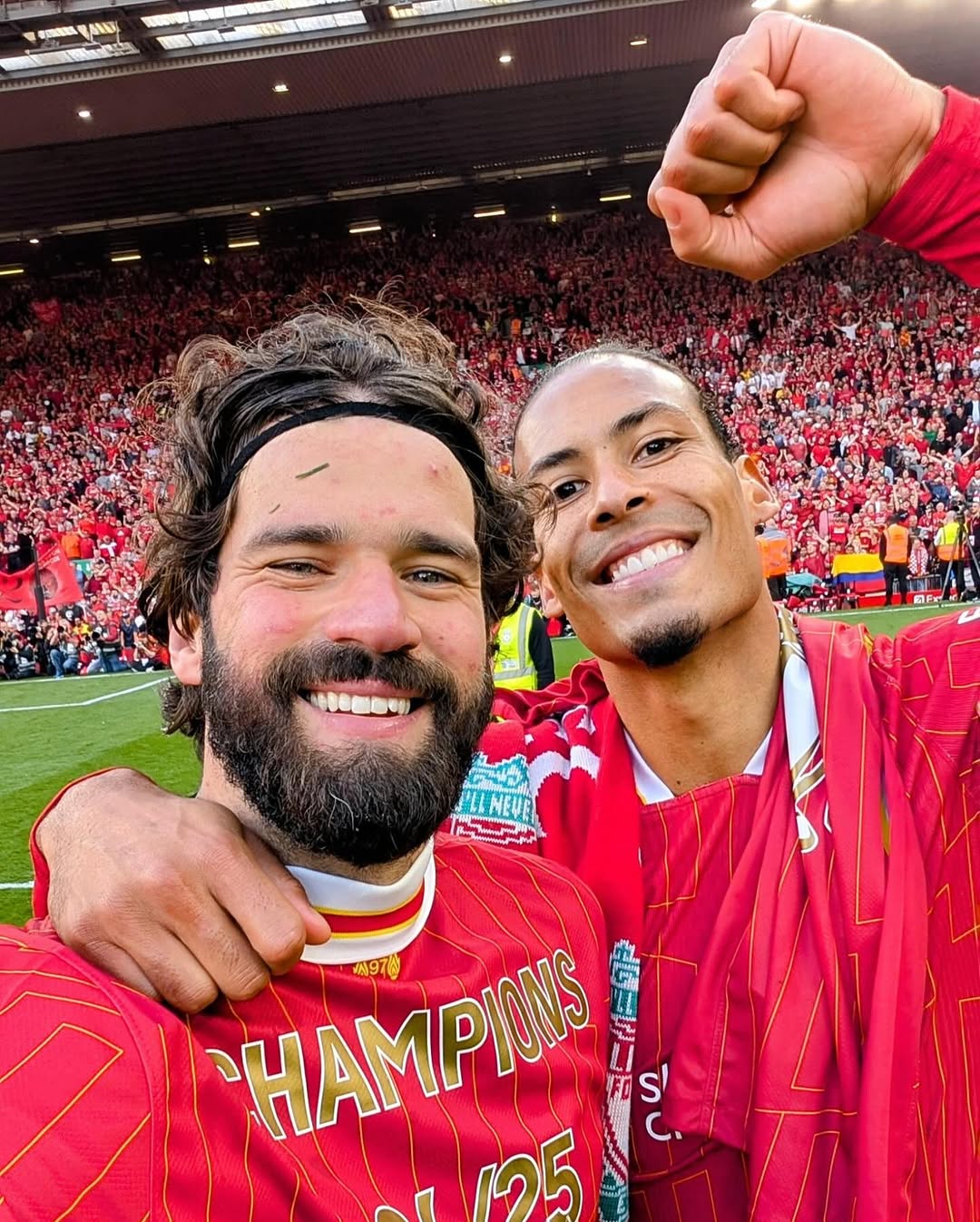 photo_2025-04-29_02-31-02 آلیسون بکر