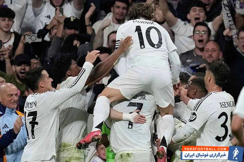 رونالدو، سرخیو راموس، فرناندو هیرو، مارسلو و ... در تیم منتخب تاریخ رئال مادرید