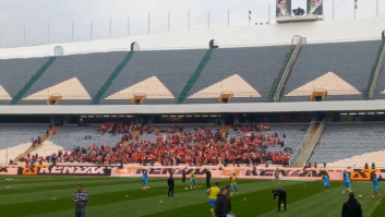 کلیپ شعار یکصدای هواداران پرسپولیس : “استقلال قهرمان در لیگ برتر بمان”