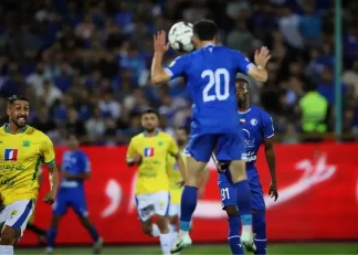 شکایت باشگاه سپاهان از هاشم بیک‌زاده پیشکسوت باشگاه استقلال