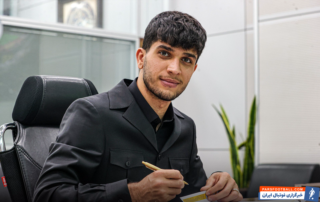 قرارداد آریا یوسفی به مدت ۲ فصل با سپاهان تمدید شد
