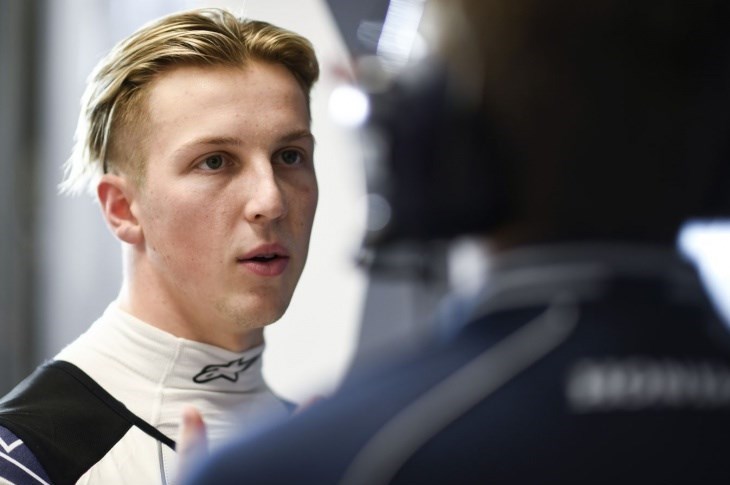 1403100609320517317586710