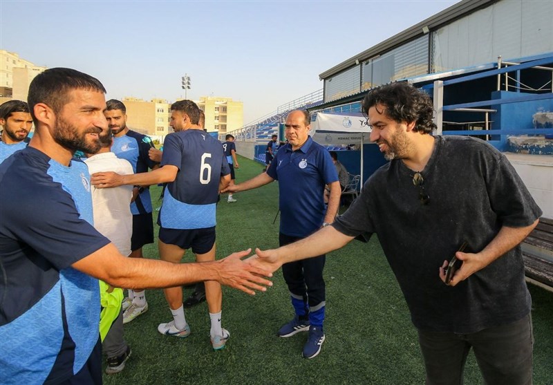 1404030220453158832944344 فوتبال , استقلال ,