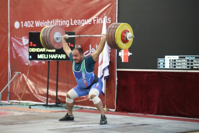 دهدار: کاری بلد نبودم، به وزنه‌برداری برگشتم