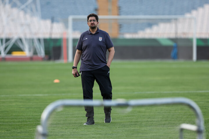 تمجید از طارمی همزمان با خاموشی ستاره‌ها