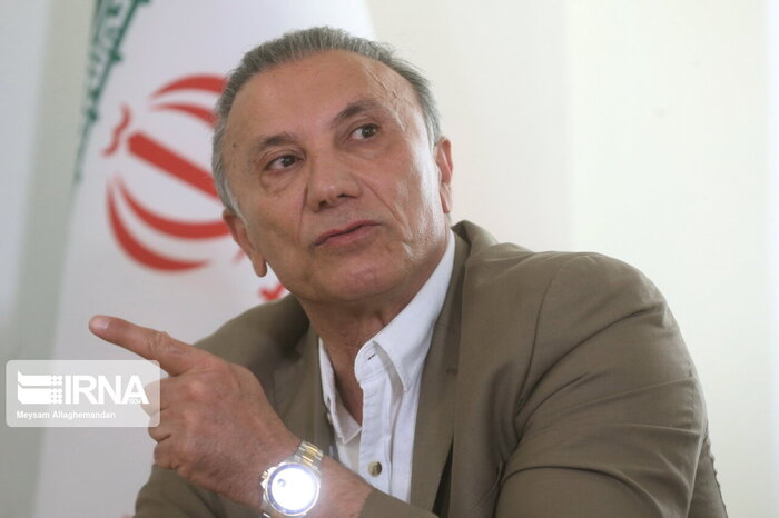 خانه تکانی پرسپولیس در روز آتش‌بازی استقلال با تفکرات جباری