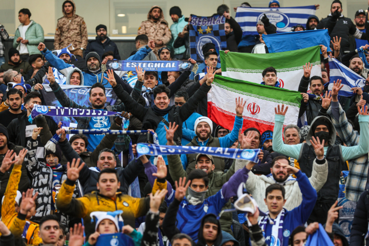 171722637 رونمایی از نسخه کهکشانی فصل آینده تراکتور در روز یکهتازی تماشاگران فوتبال ایران در آسیا