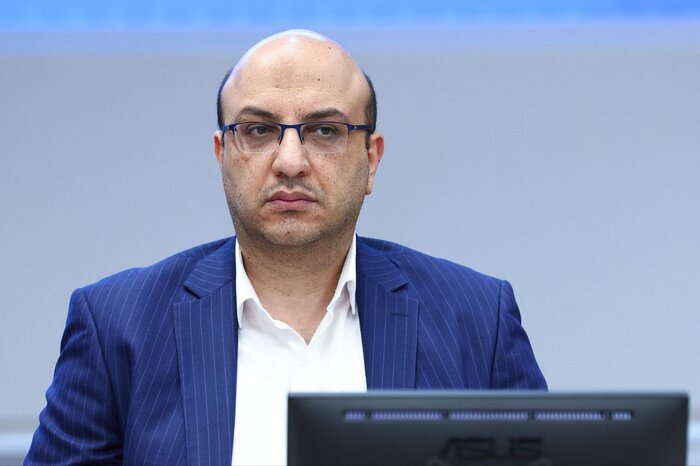 ورود مجلس به قراردادهای نجومی فوتبال در روز کمین سپاهان برای شکار کاپیتان استقلال