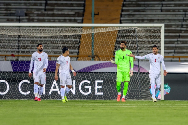 171768292 فوتبالِ بیستاره، محصول مشترک دلالان و مربیان نتیجهگرا؛ رنگ زرد بر پیکر لیگ برتر