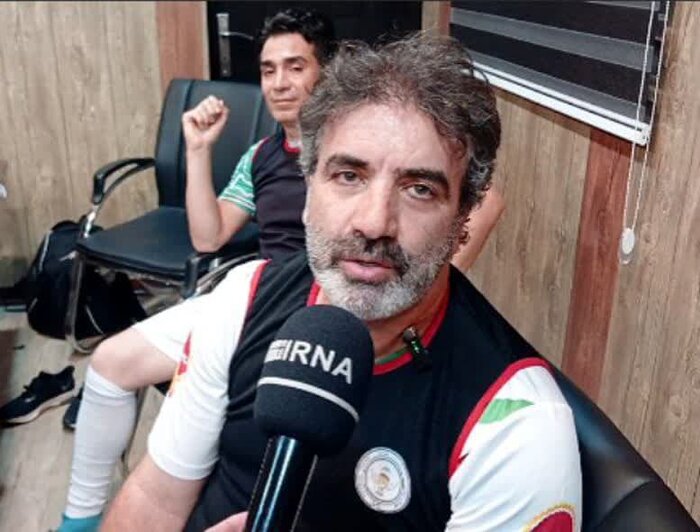 حمله بی‌سابقه رهبری‌فرد به پروین، درویش و استیلی؛ از هوندا ۱۲۵ تا خانه چند هزارمتری!