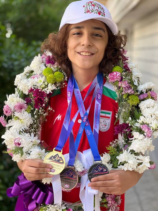 نابغه شطرنج ایران: به خاطر رضائیان فوتبال را دنبال می‌کنم/ کارلسن شکست‌ناپذیر نیست