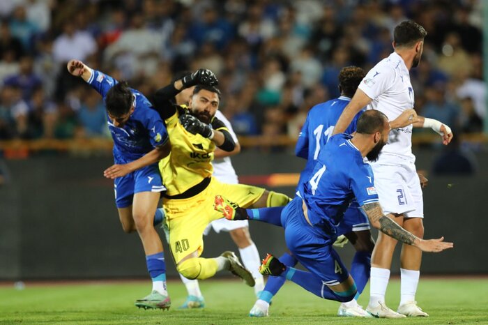 استقلال تا پایان جام‌حذفی وارد نقل‌وانتقالات نشود/ سیدورف چه شناختی از فوتبال ما دارد؟