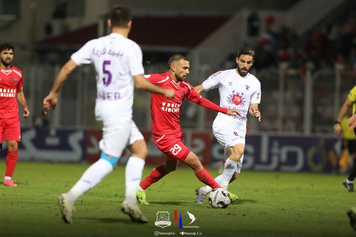 171834994 نساجی ۰ - ۰ هوادار؛ کمرنگ شدن امید به بقا با تساوی قعرنشینان در قائمشهر