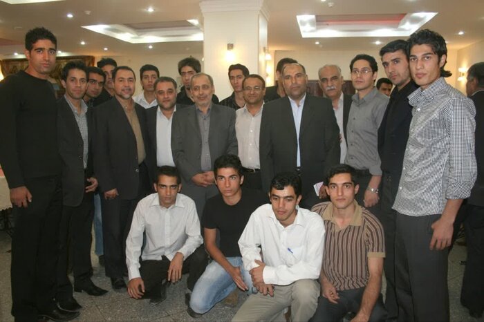 نگاه شاعرانه به فوتبال چکار که نکرد/ از خط‌کشی زمین تا ۴ دوره مدیریت باشگاه مس+فیلم