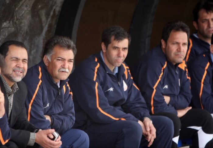 نگاه شاعرانه به فوتبال چکار که نکرد/ از خط‌کشی زمین تا ۴ دوره مدیریت باشگاه مس+فیلم