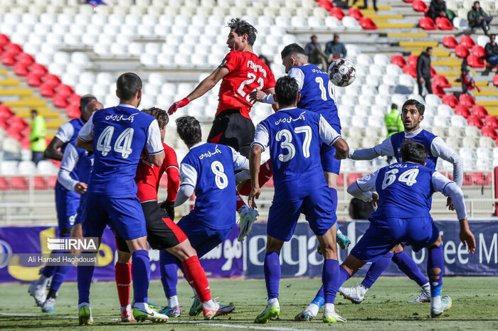 171839343 افشای راز قهرمانی تراکتور در روز افشاگری فوق جنجالی ستاره سابق تیم ملی علیه کیروش!